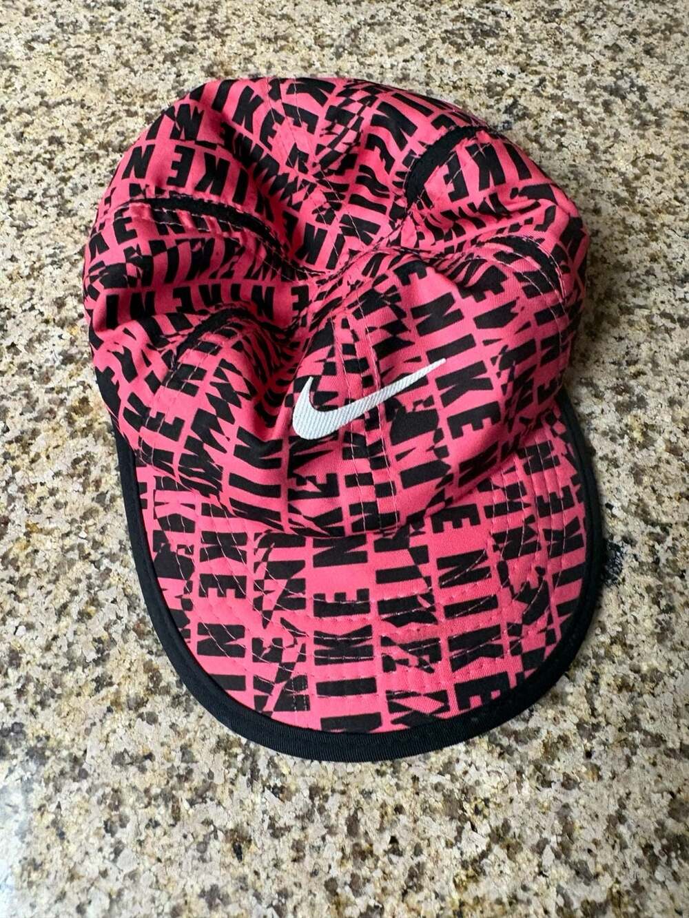 Nike Featherlight Dri-Fit Toddler Hat Pink Black